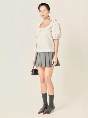 English Factory U-NECKLINE PUFF SLEEVE TOP NWT , sz : medium